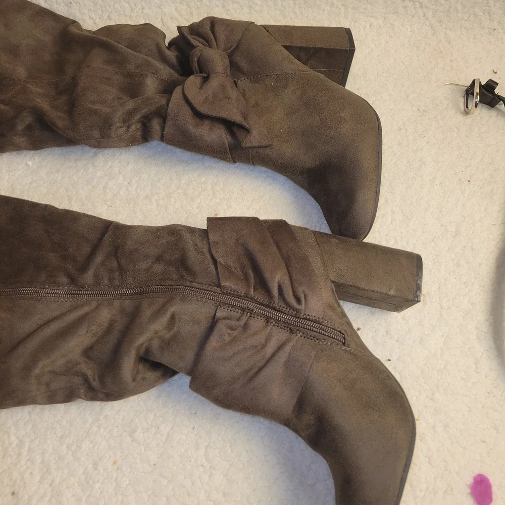 Brown Block Heel Over The Knee Faux Suede Boots Sz 9 Memory Foam NEW WITHOUT BOX